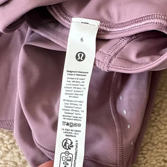 Lululemon Lavender Fast and Free with pockets Shorts - like new - Picture 4 of 9